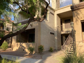 Lovely One Bedroom with Full Kitchen and Laundry